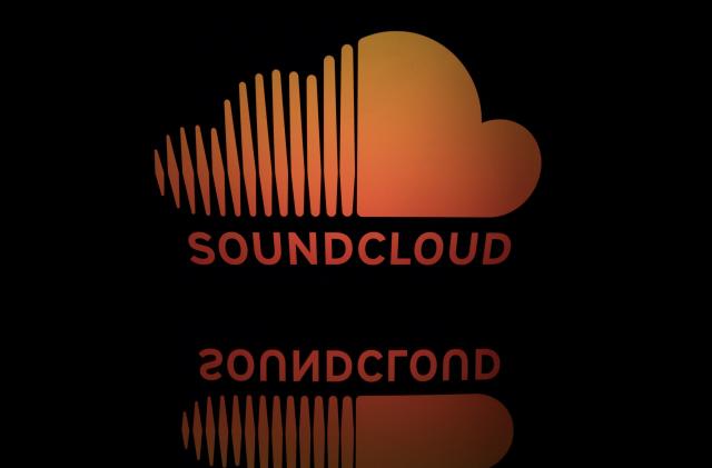 This illustration picture taken on April 19, 2018 shows the logo of the online music streaming company Soundcloud, displayed on a tablet screen in Paris. (Photo by Lionel BONAVENTURE / AFP)        (Photo credit should read LIONEL BONAVENTURE/AFP/Getty Images)